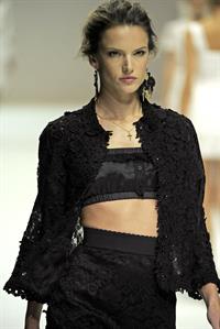Alessandra Ambrosio Dolce Gabbana 