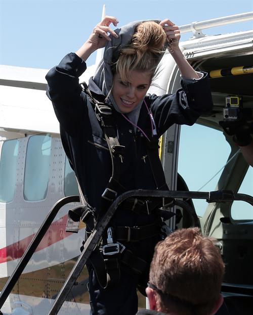 AnnaLynne McCord skydives from 18,000 feet at a charity event, Lompoc August 16, 2014