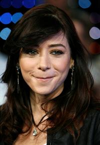 Alyson Hannigan on MTV's TRL 