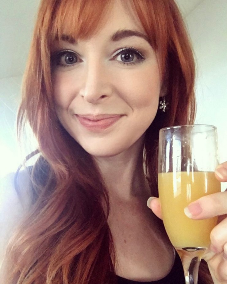 Lisa Foiles