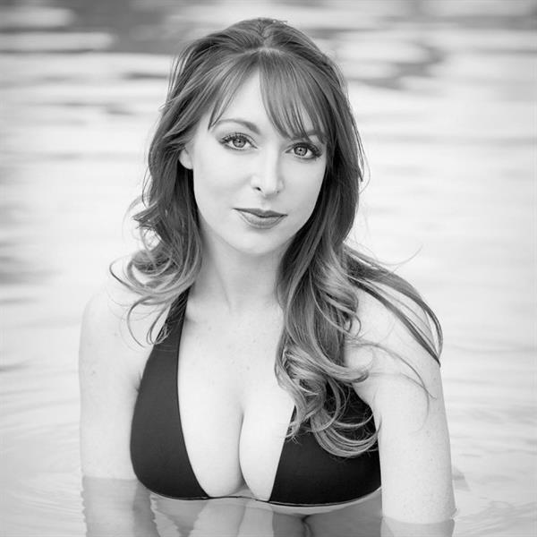 Lisa Foiles in a bikini