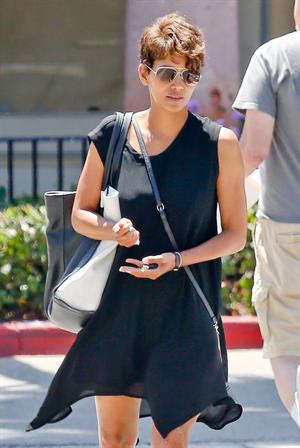 Halle Berry at local nail spa in Malibu August 12, 2014