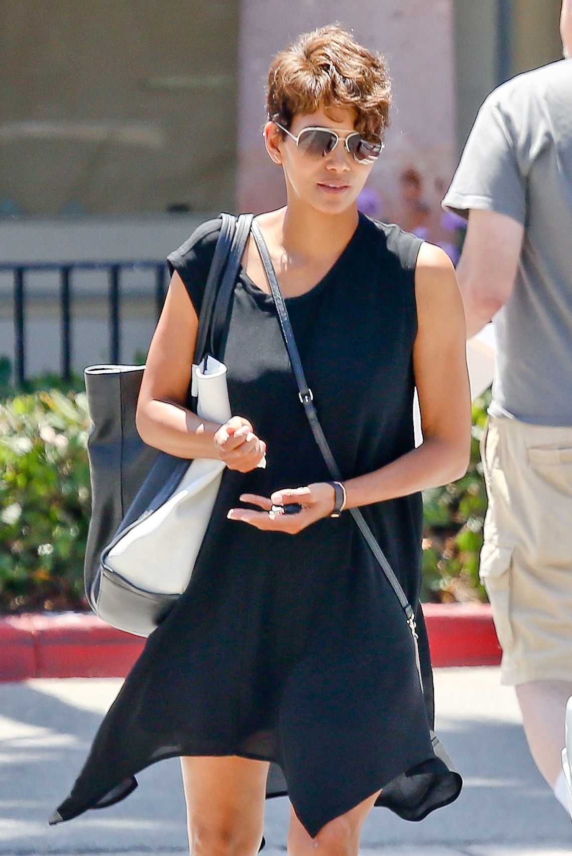 Halle Berry at local nail spa in Malibu August 12, 2014