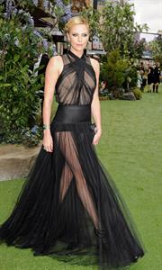 Charlize Theron and Kristen Stewart at the  Snow White And The Huntsman  World Premiere, May 14, 2012