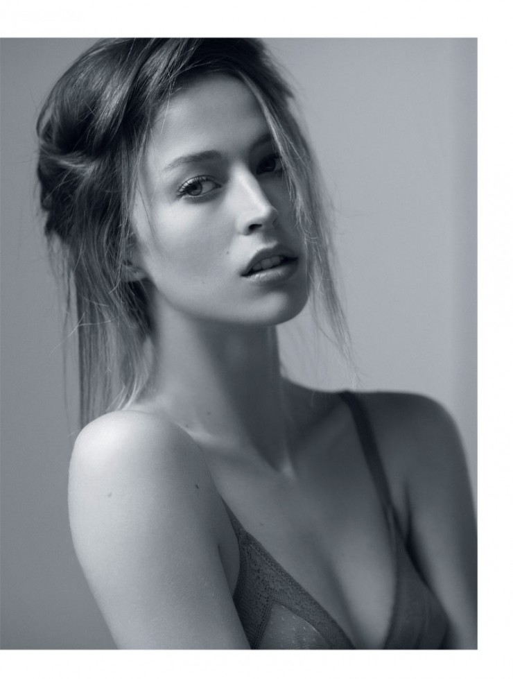 Raquel Zimmermann in lingerie