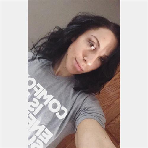 Chloe Sannito taking a selfie