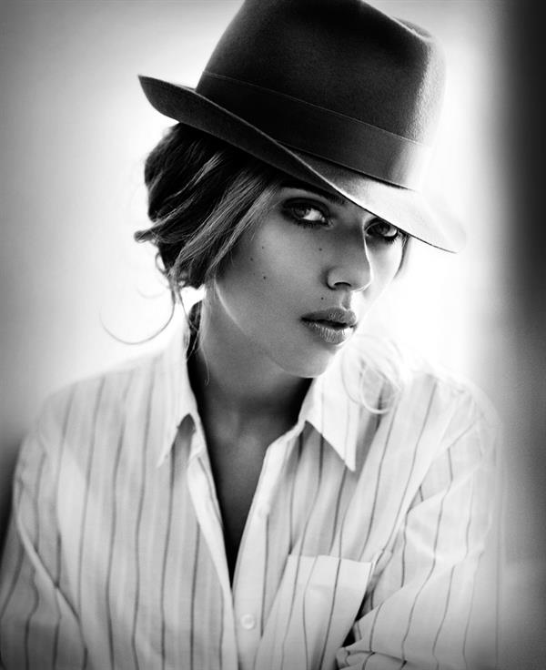 Scarlett Johansson: Vincent Peters Esquire Photoshoot  