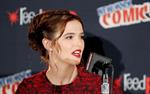 Zoey Deutch – “Vampire Academy” Panel NYCC 10/11/13  