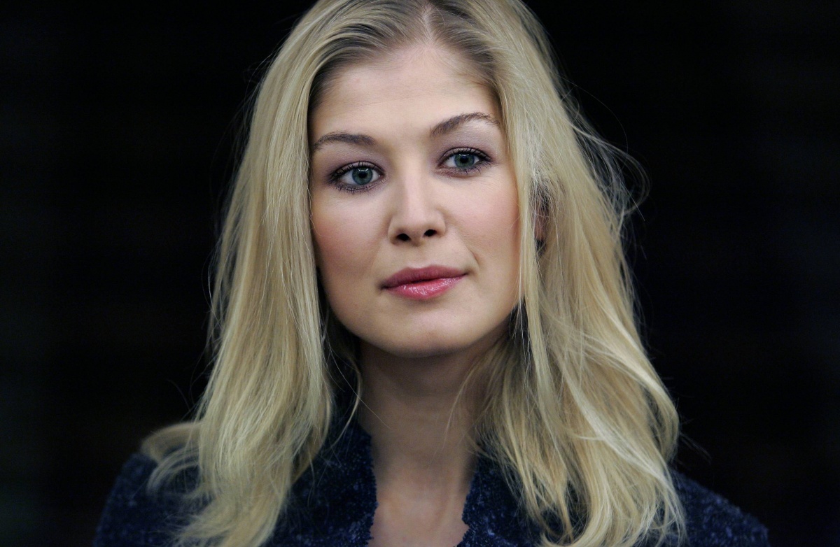 Rosamund Pike Rosamund Pike Pics 