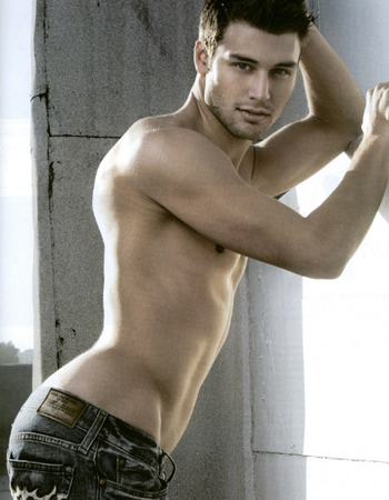 Ryan Guzman
