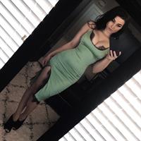 Niece Waidhofer Selfie Pictures Niece Waidhofer taking a selfie