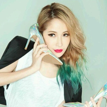 Elva Hsiao