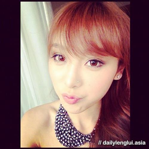 Jeana Ho taking a selfie