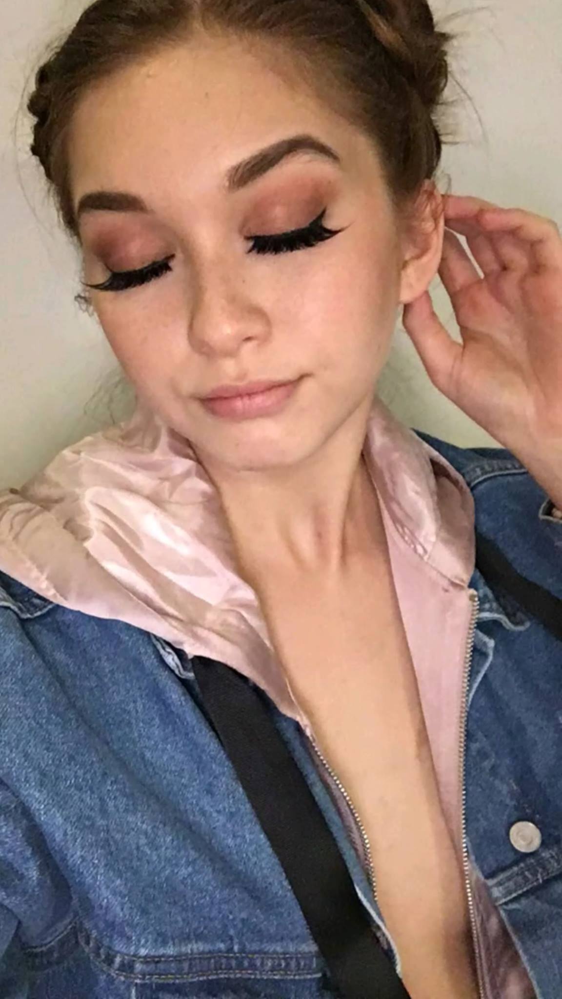 Jean Champion taking a selfie