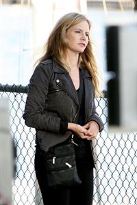 Jennifer Jason Leigh