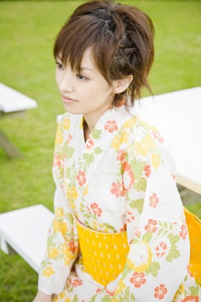 Akina Minami