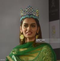 Manushi Chhillar