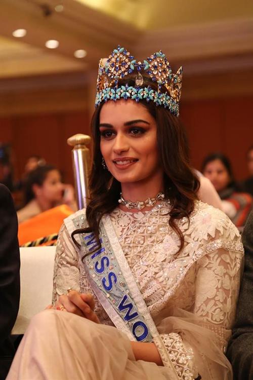 Manushi Chhillar