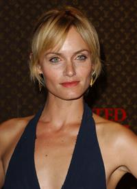 Amber Valletta