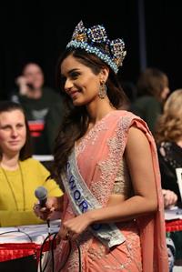 Manushi Chhillar