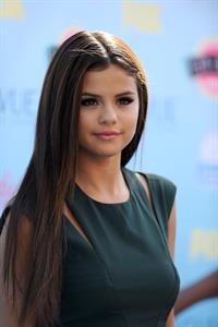Selena Gomez attends the 2013 Teen Choice Awards Universal City California August 11 2013 