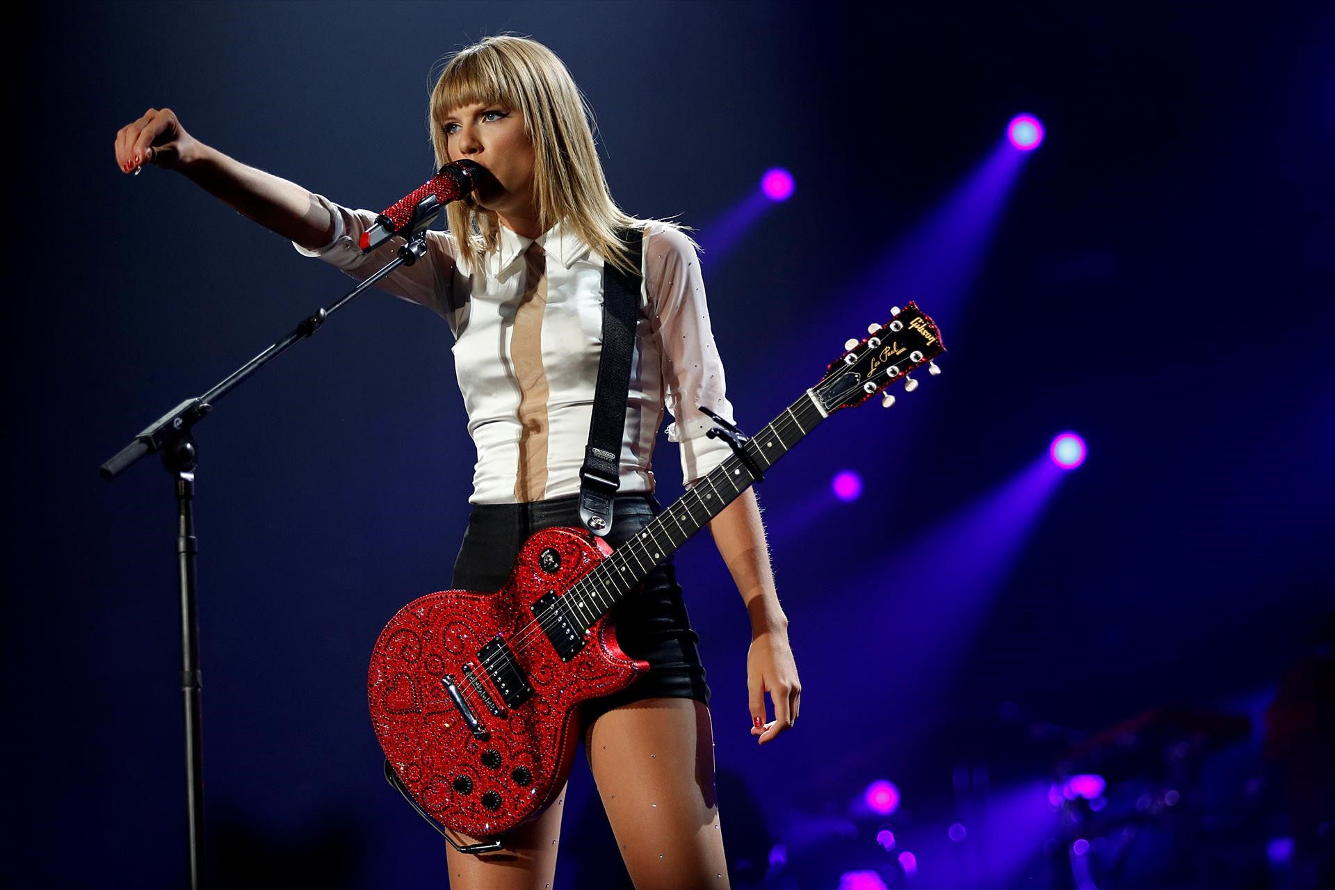 Taylor Swift performed during her 'Red' World Tour in Oklahoma - August 7, 2013 