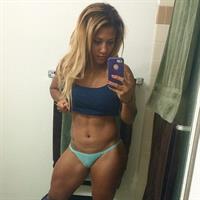 Nissan Nohea taking a selfie