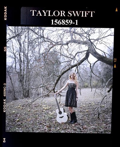 Taylor Swift - Austin Hargrave photoshoot 12/12/08  