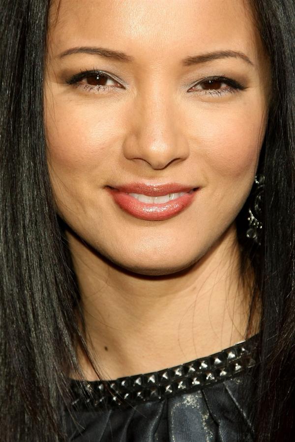 Kelly Hu