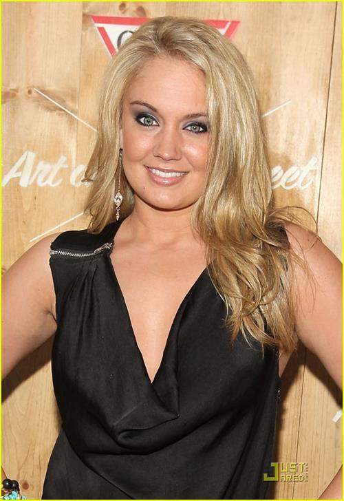 Tiffany Thornton