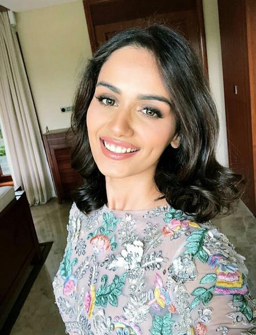 Manushi Chhillar