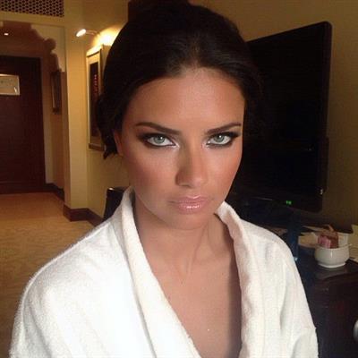 Adriana Lima taking a selfie