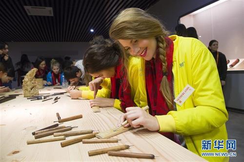 Philisantha van Deuren