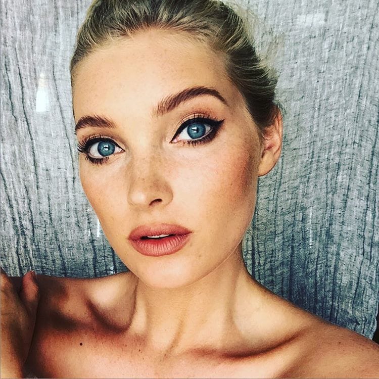 Elsa Hosk taking a selfie