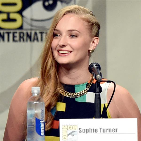 Sophie Turner (Actress)