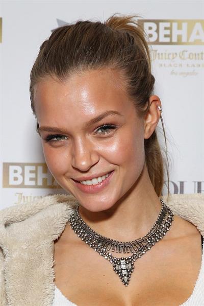 Josephine Skriver