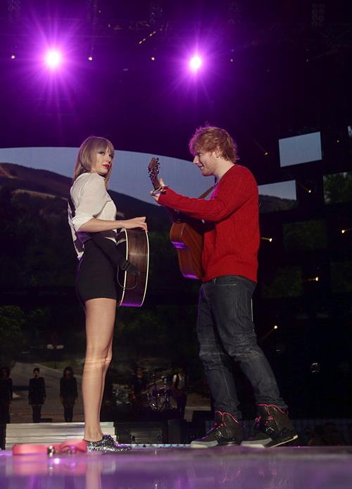 Taylor Swift Capital Radio Summer Time Ball at Wembley Stadium in London - June 9, 2013 