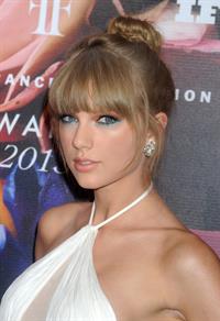 Taylor Swift Fragrance Foundation Awards at Alice Tully Hall in Lincoln Center - New York City - June 12, 2013 