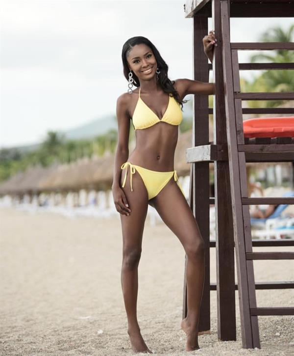 Cassandra Chéry in a bikini