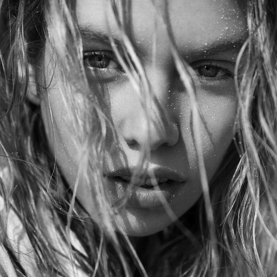 Stella Maxwell