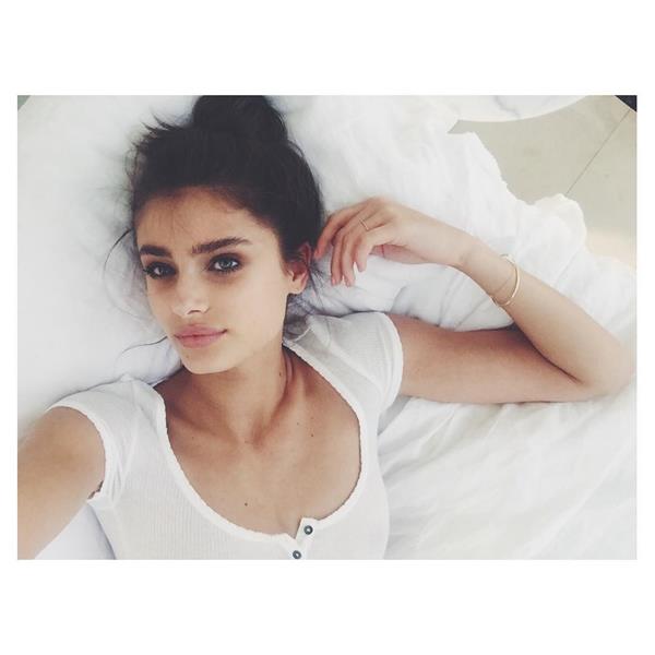 Taylor Marie Hill taking a selfie