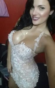 Eirini Parisi taking a selfie