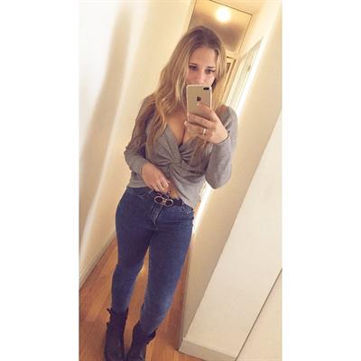 Charlotte taking a selfie