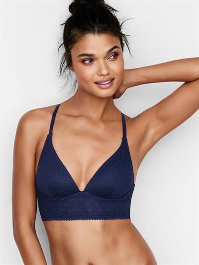 Daniela Braga in lingerie