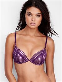 Daniela Braga in lingerie