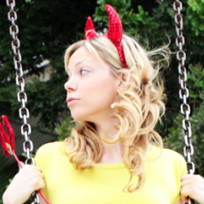 Riki Lindhome