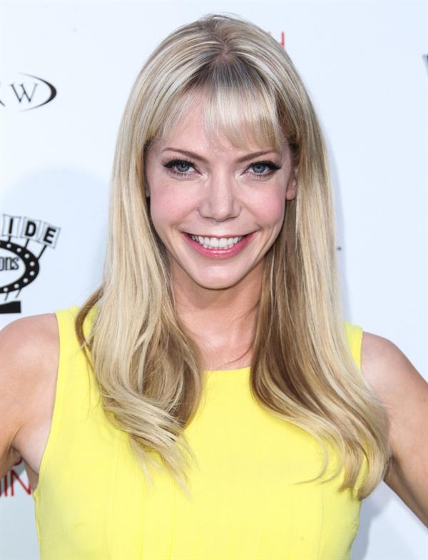 Riki Lindhome