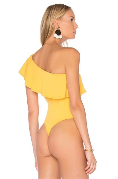 Adriana Cernanova - ass