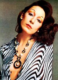Anjelica Huston