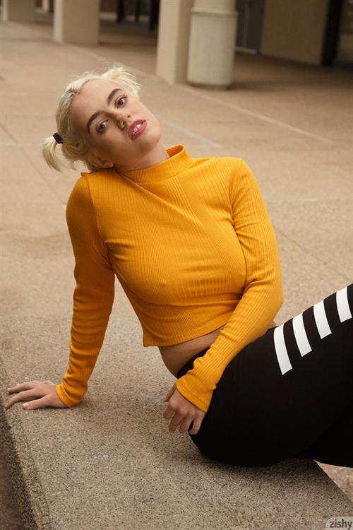 Peach Kennedy for Zishy